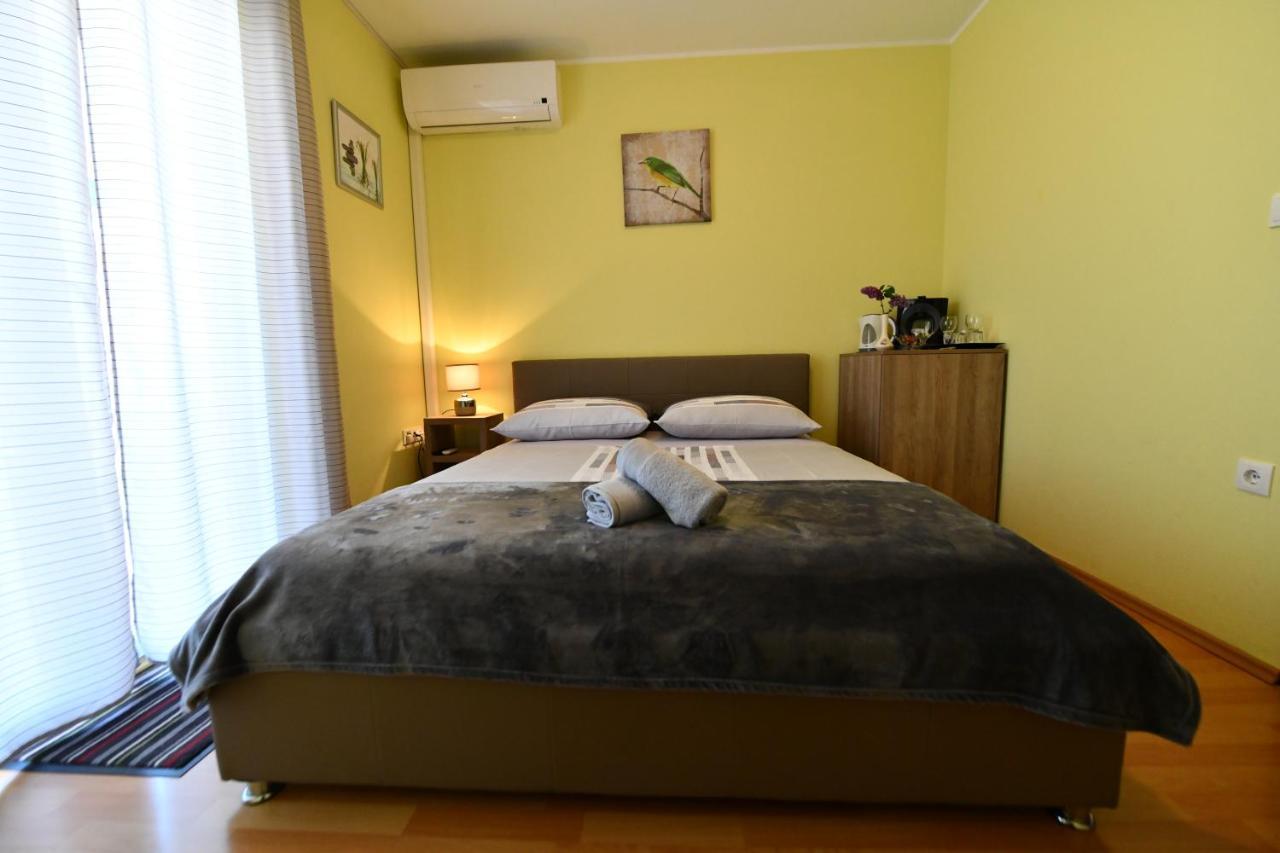 Apartments Villa Miranda Vodice Bagian luar foto