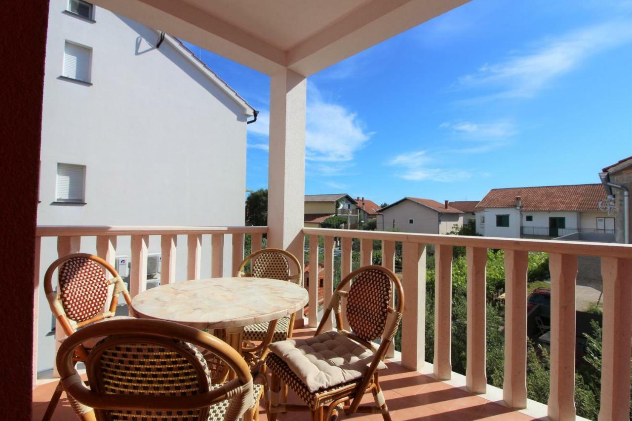 Apartments Villa Miranda Vodice Bagian luar foto